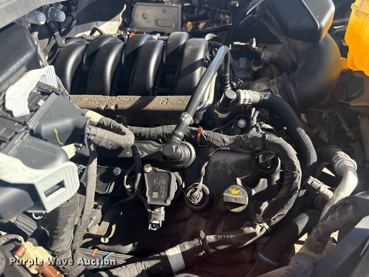 image for item DJ7989 2021 Ford F-150 SuperCrew pickup truck