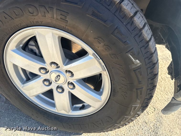 image for item DJ7989 2021 Ford F-150 SuperCrew pickup truck