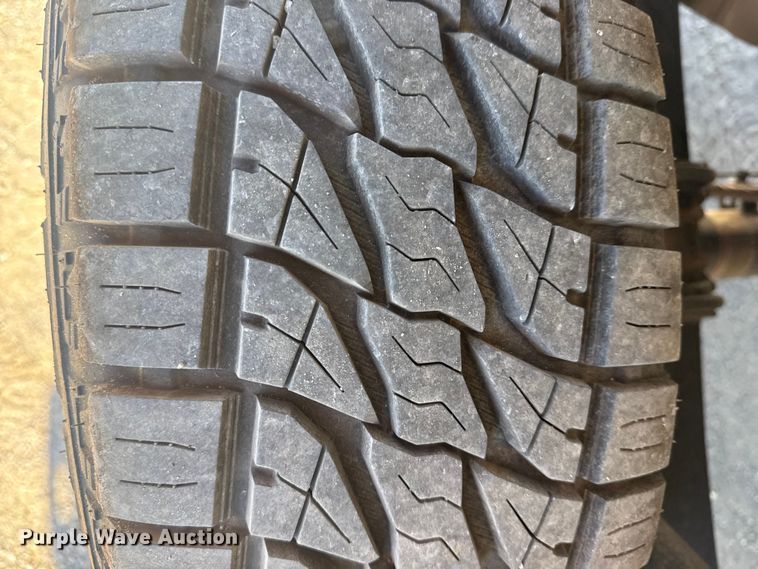 image for item DJ7989 2021 Ford F-150 SuperCrew pickup truck