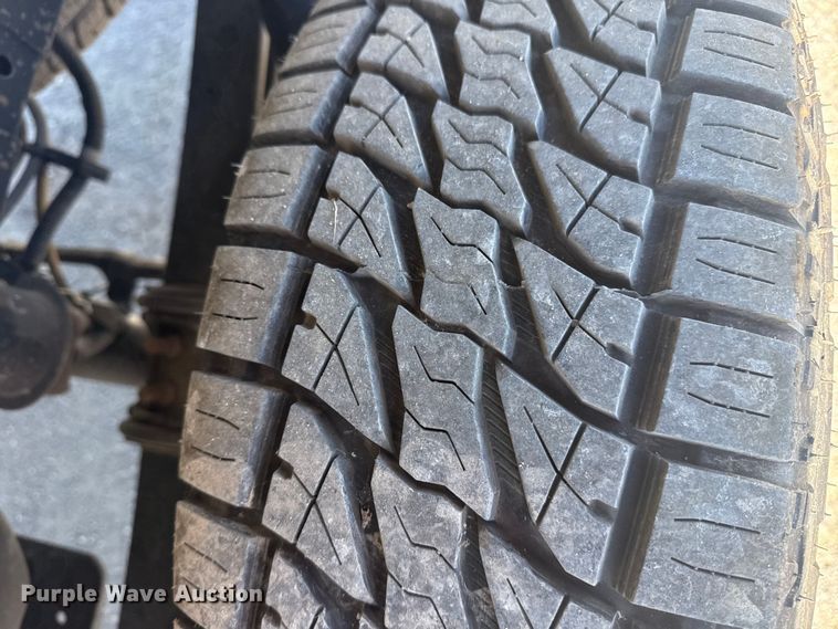 image for item DJ7989 2021 Ford F-150 SuperCrew pickup truck