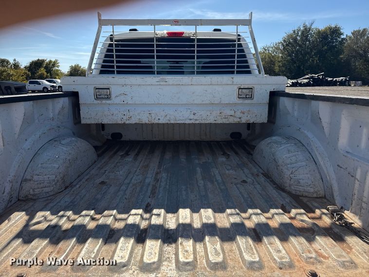 image for item DJ7990 2020 Ford F-250 SuperCab pickup truck