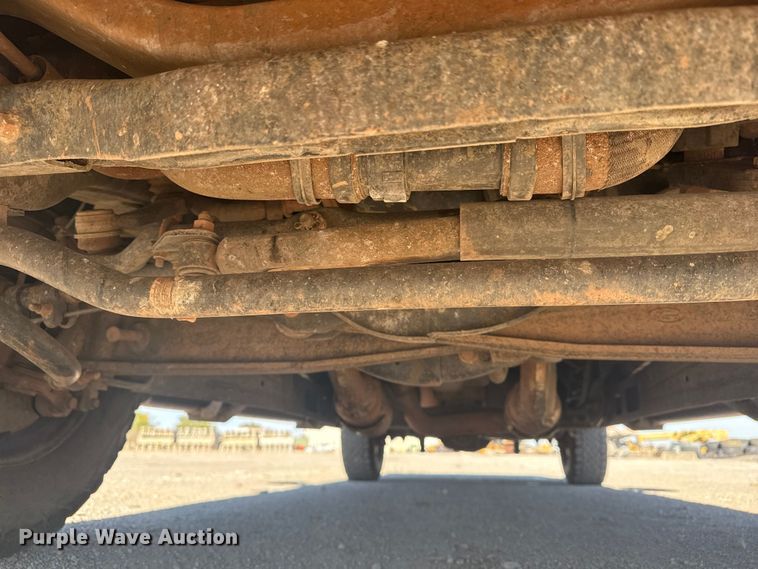 image for item DJ7990 2020 Ford F-250 SuperCab pickup truck