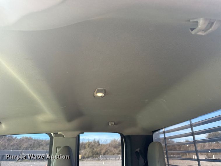 image for item DJ7990 2020 Ford F-250 SuperCab pickup truck