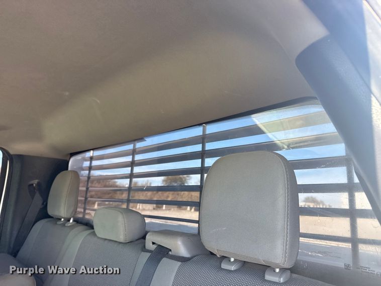 image for item DJ7990 2020 Ford F-250 SuperCab pickup truck