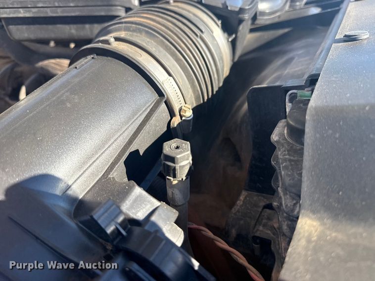 image for item DJ7990 2020 Ford F-250 SuperCab pickup truck