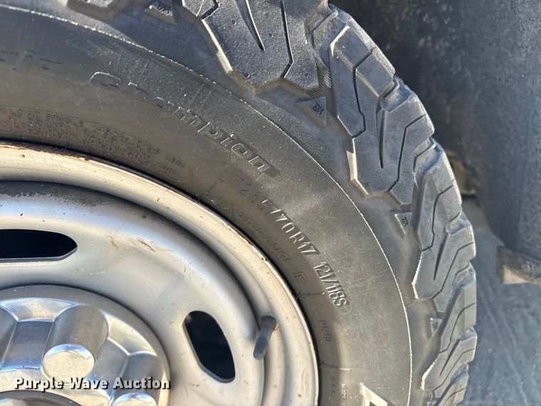 image for item DJ7990 2020 Ford F-250 SuperCab pickup truck