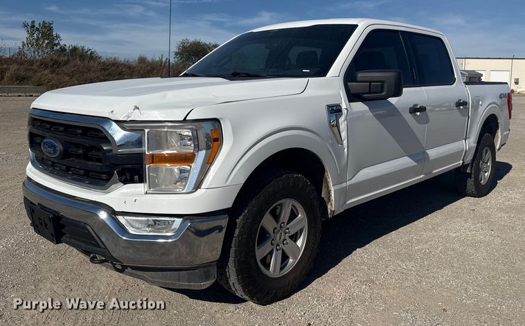 image for item DJ7991 2022 Ford F-150 SuperCrew pickup truck