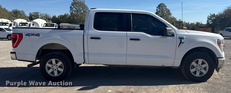 image for item DJ7991 2022 Ford F-150 SuperCrew pickup truck