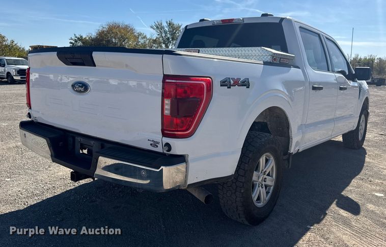 image for item DJ7991 2022 Ford F-150 SuperCrew pickup truck