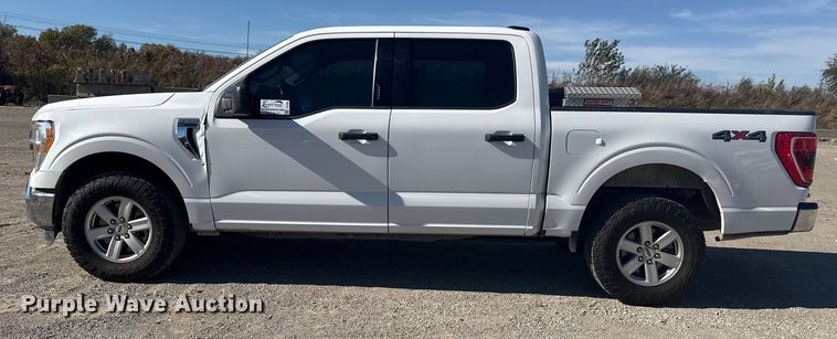 image for item DJ7991 2022 Ford F-150 SuperCrew pickup truck