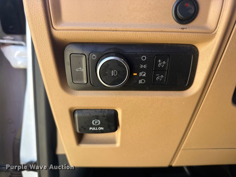 image for item DJ7991 2022 Ford F-150 SuperCrew pickup truck