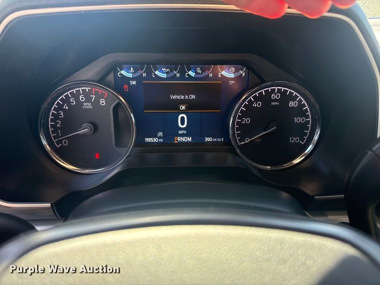 image for item DJ7991 2022 Ford F-150 SuperCrew pickup truck