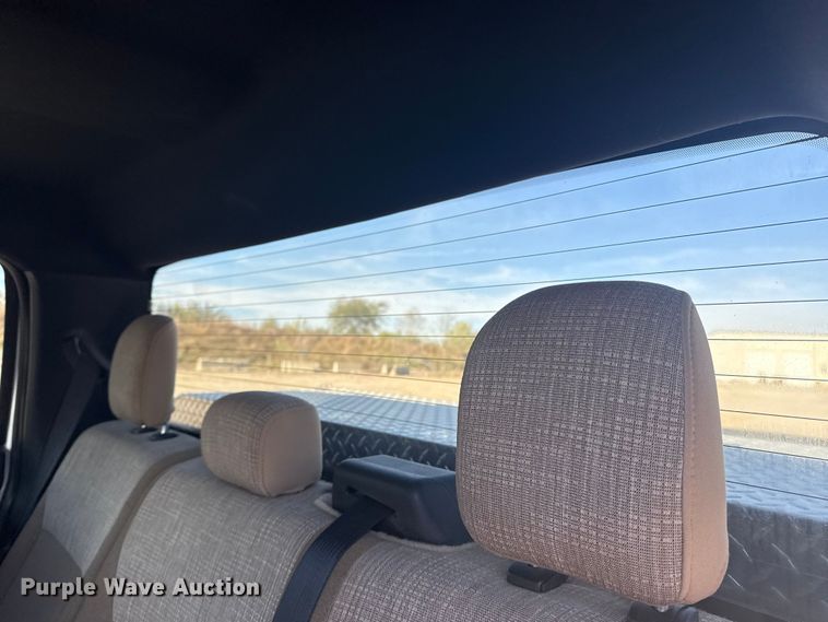 image for item DJ7991 2022 Ford F-150 SuperCrew pickup truck