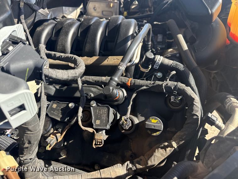 image for item DJ7991 2022 Ford F-150 SuperCrew pickup truck