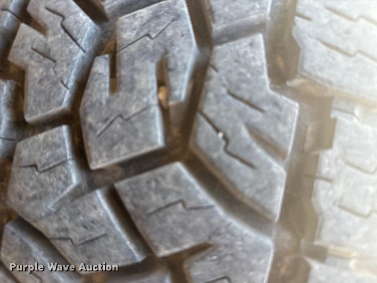 image for item DJ7991 2022 Ford F-150 SuperCrew pickup truck