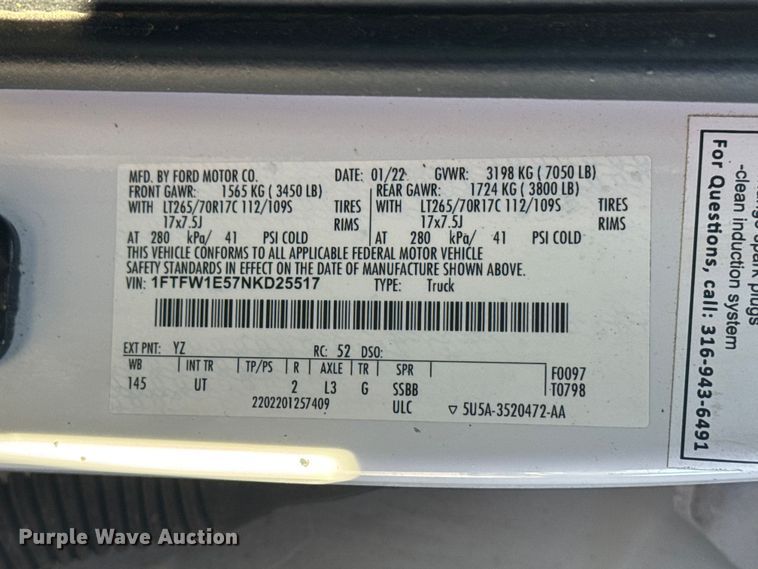 image for item DJ7991 2022 Ford F-150 SuperCrew pickup truck