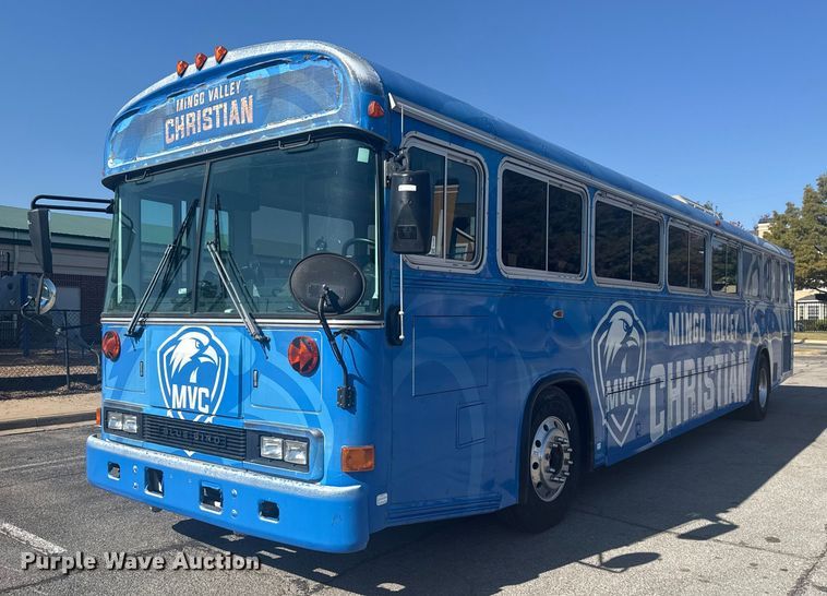 image for item DJ7992 2001 Blue Bird All American school bus