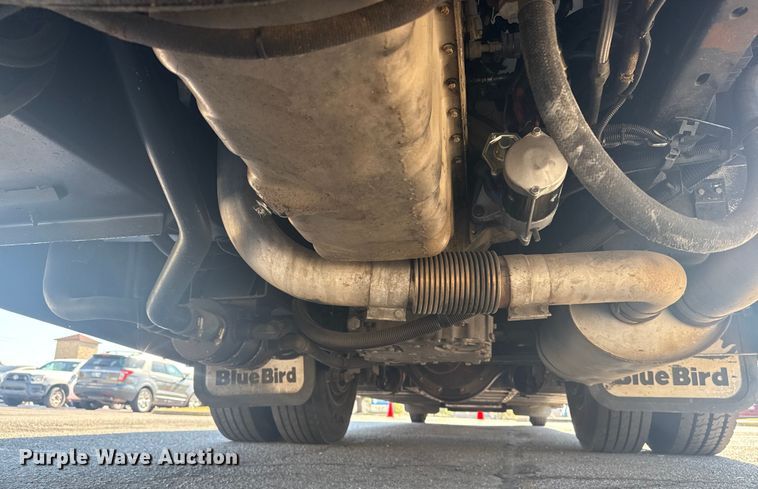 image for item DJ7992 2001 Blue Bird All American school bus