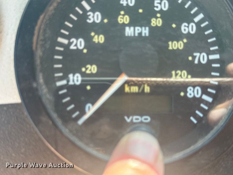 image for item DJ7992 2001 Blue Bird All American school bus