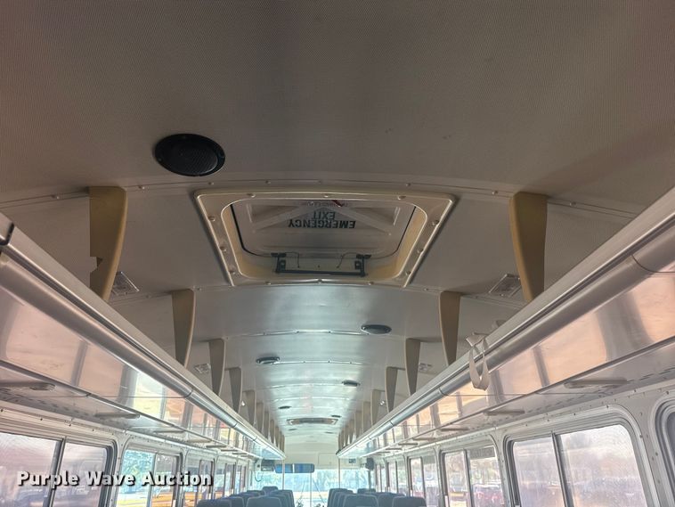 image for item DJ7992 2001 Blue Bird All American school bus