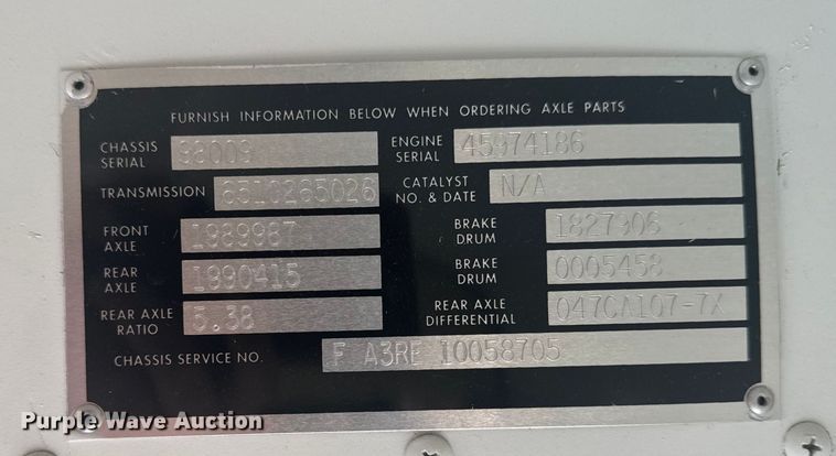 image for item DJ7992 2001 Blue Bird All American school bus