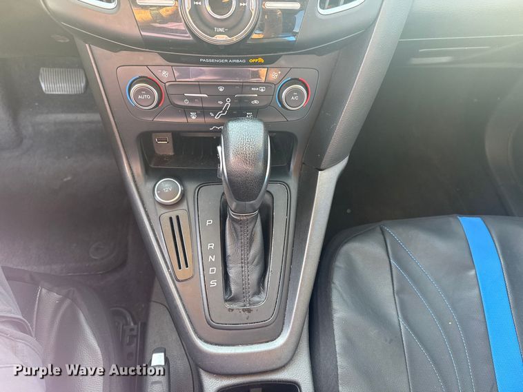 image for item DJ7995 2017 Ford Focus 