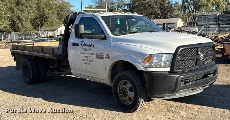 image for item DK0017 2013 RAM 3500 flatbed pickup truck