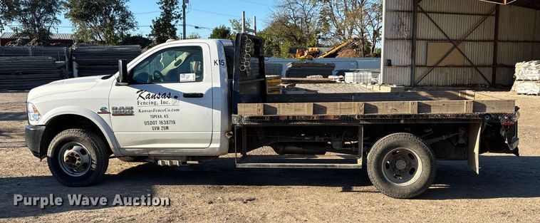 image for item DK0017 2013 RAM 3500 flatbed pickup truck