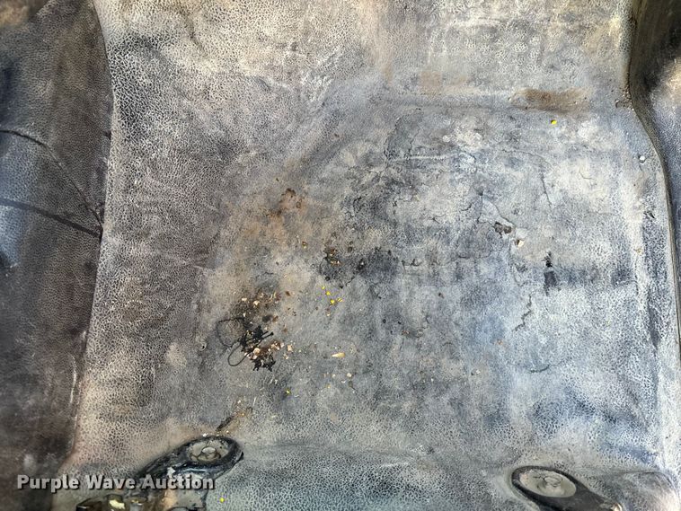 image for item DK0017 2013 RAM 3500 flatbed pickup truck