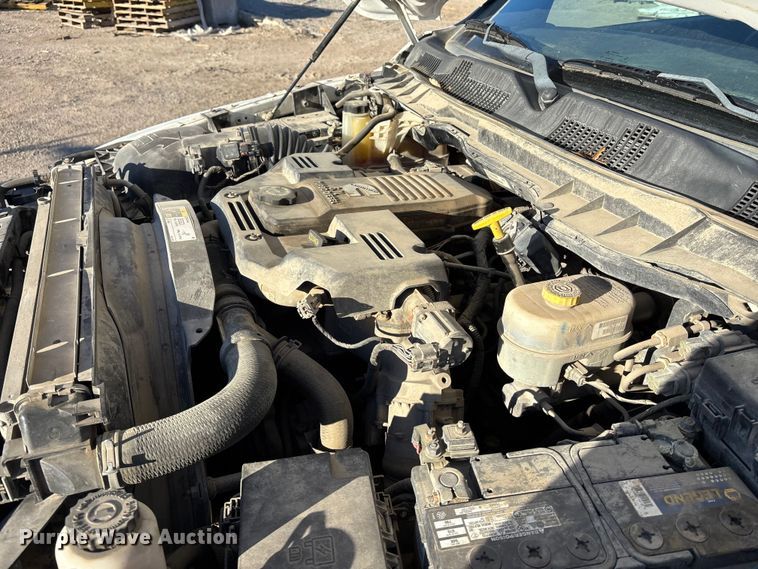 image for item DK0017 2013 RAM 3500 flatbed pickup truck