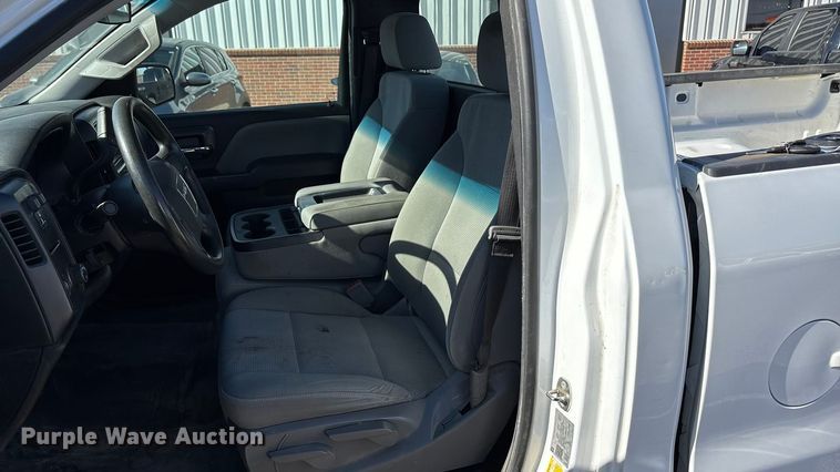 image for item DK0046 2018 GMC Sierra 1500 pickup truck