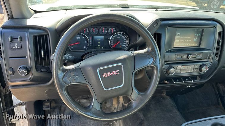 image for item DK0046 2018 GMC Sierra 1500 pickup truck