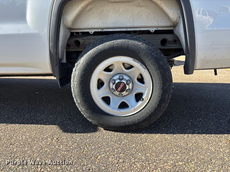 image for item DK0046 2018 GMC Sierra 1500 pickup truck