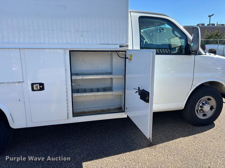 image for item DK0047 2018 Chevrolet Express 3500 utility van