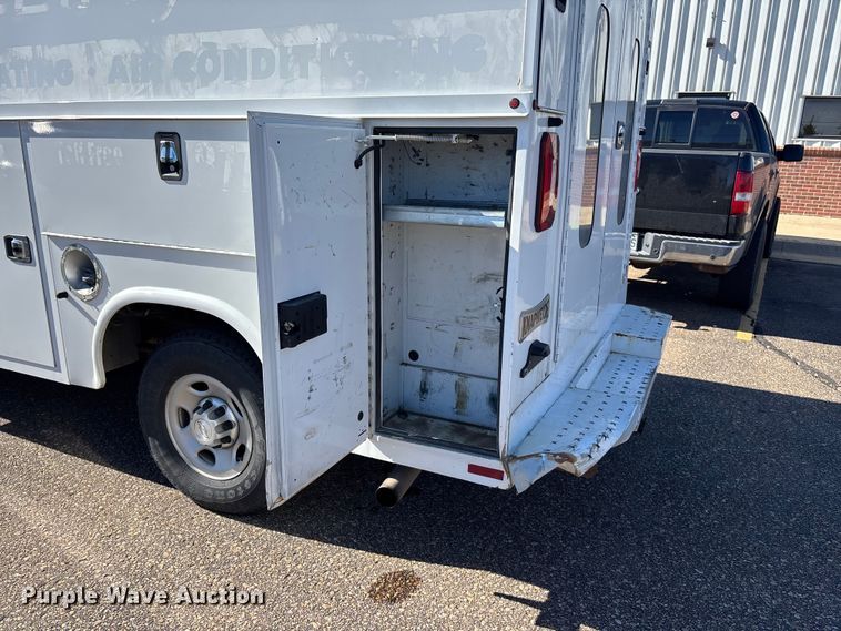 image for item DK0047 2018 Chevrolet Express 3500 utility van