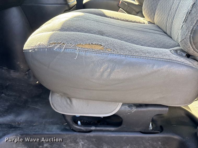 image for item DK0047 2018 Chevrolet Express 3500 utility van