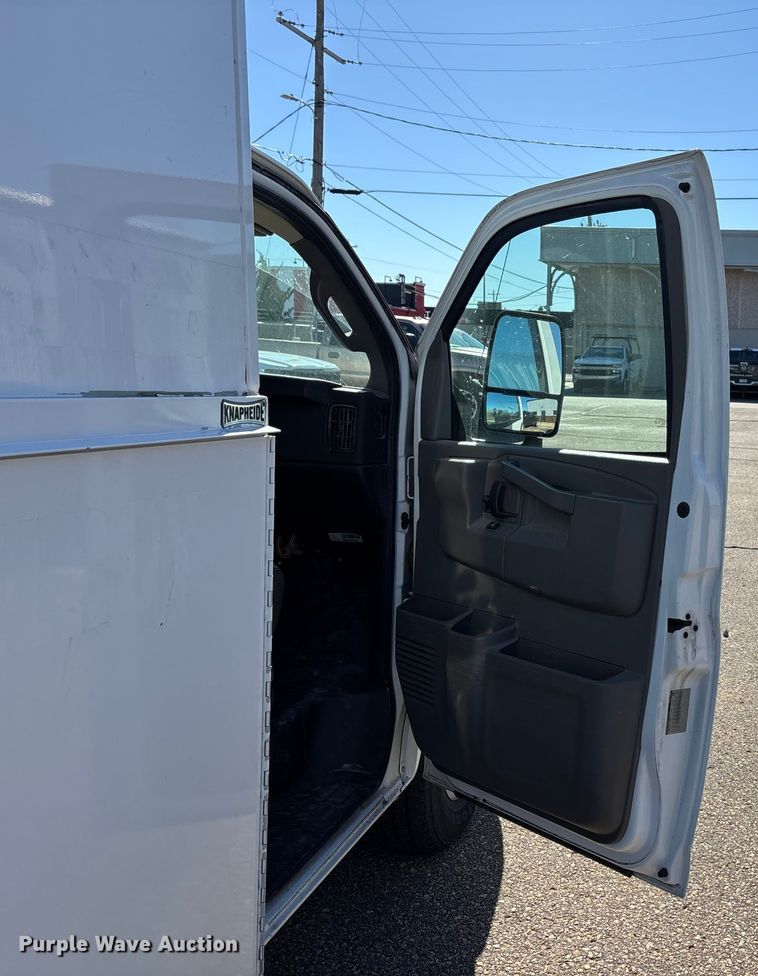 image for item DK0047 2018 Chevrolet Express 3500 utility van