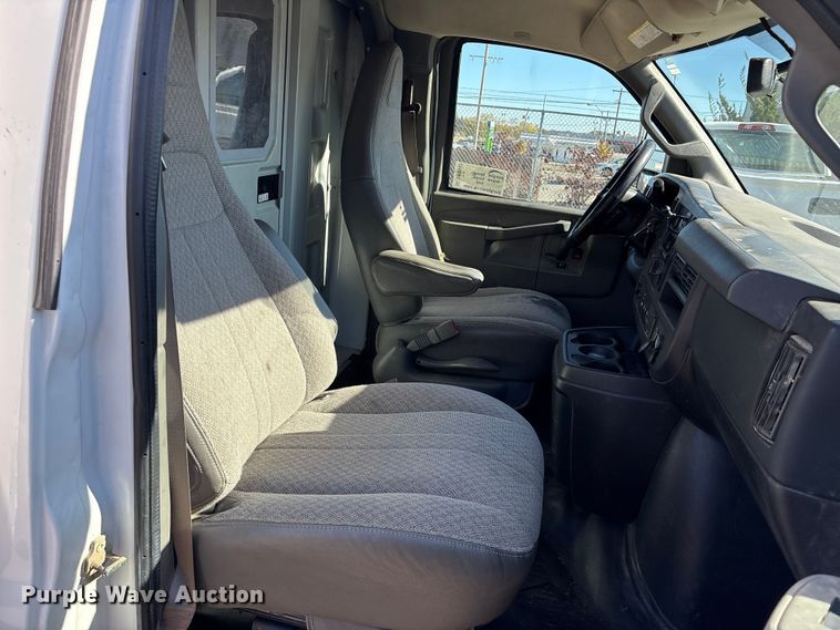 image for item DK0047 2018 Chevrolet Express 3500 utility van