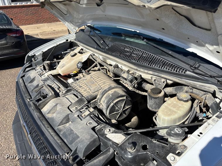 image for item DK0047 2018 Chevrolet Express 3500 utility van