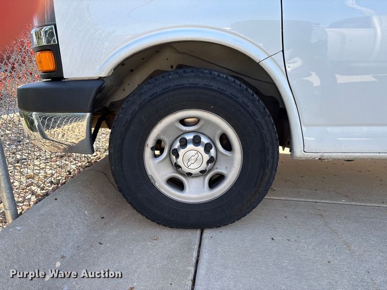 image for item DK0047 2018 Chevrolet Express 3500 utility van