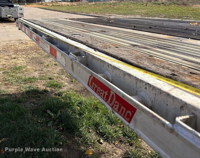 image for item DK0111 2013 Great Dane FXP002400048 flatbed trailer