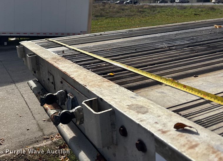 image for item DK0111 2013 Great Dane FXP002400048 flatbed trailer