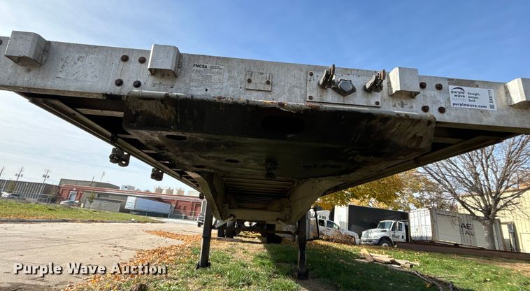 image for item DK0111 2013 Great Dane FXP002400048 flatbed trailer