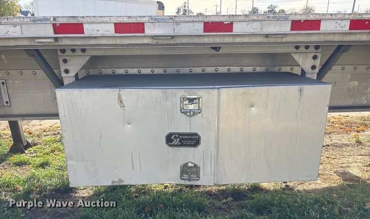 image for item DK0111 2013 Great Dane FXP002400048 flatbed trailer