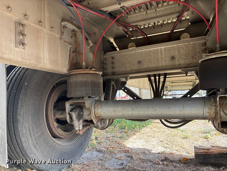 image for item DK0111 2013 Great Dane FXP002400048 flatbed trailer