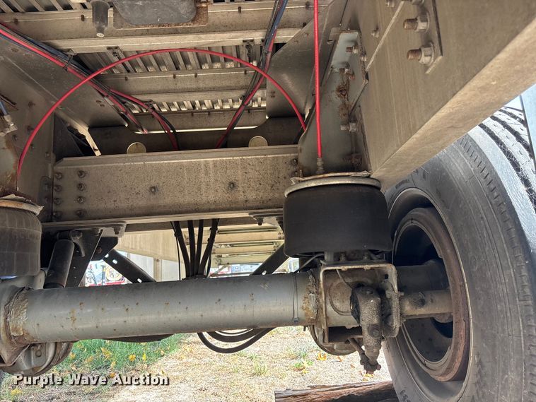 image for item DK0111 2013 Great Dane FXP002400048 flatbed trailer