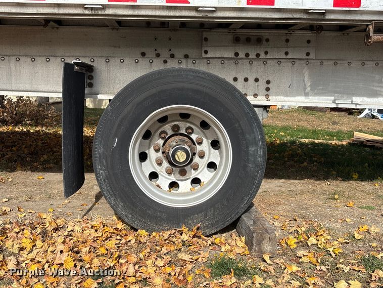 image for item DK0111 2013 Great Dane FXP002400048 flatbed trailer