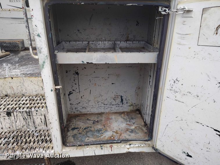 image for item DP5051 2015 RAM 5500 bucket truck