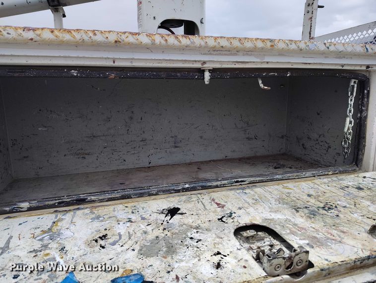 image for item DP5051 2015 RAM 5500 bucket truck