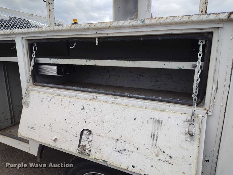 image for item DP5051 2015 RAM 5500 bucket truck